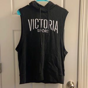 Black sleeveless athletic sweatshirt